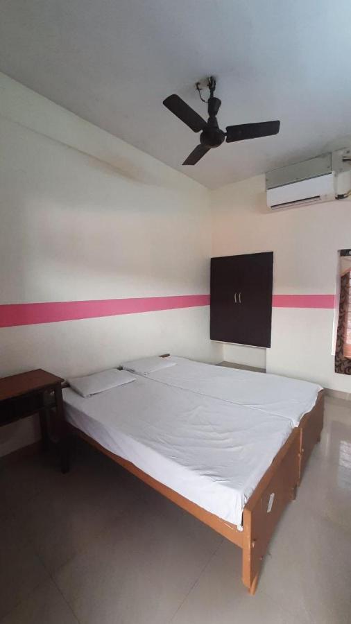 Zaina Tourist Home Kollam Luaran gambar