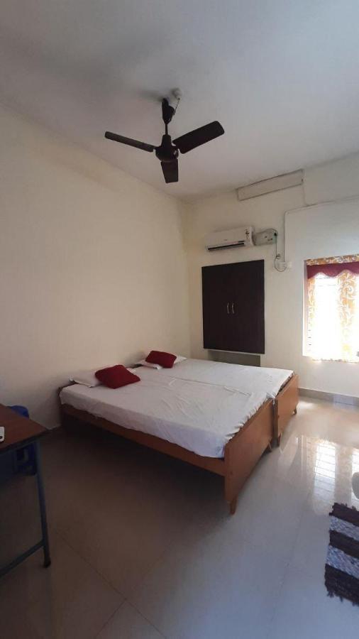 Zaina Tourist Home Kollam Luaran gambar