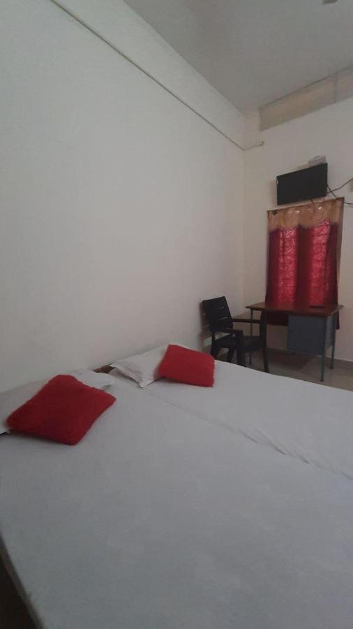 Zaina Tourist Home Kollam Luaran gambar