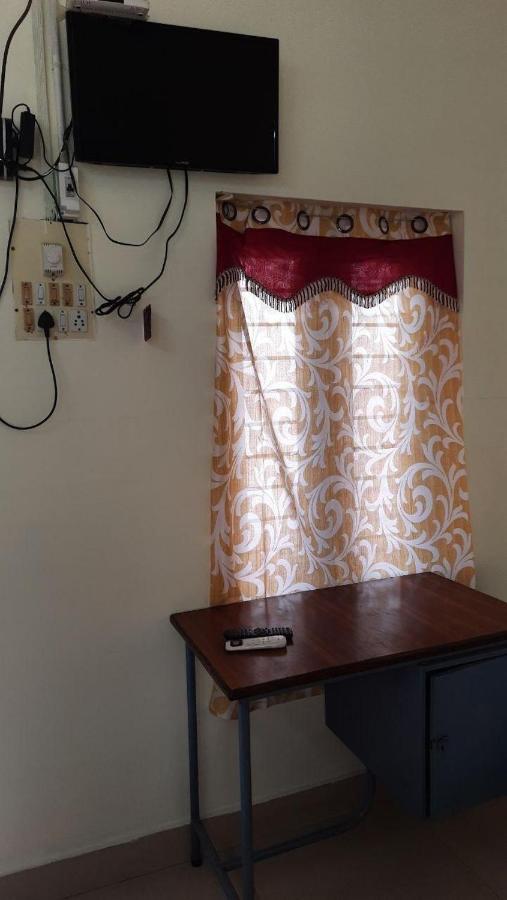 Zaina Tourist Home Kollam Luaran gambar